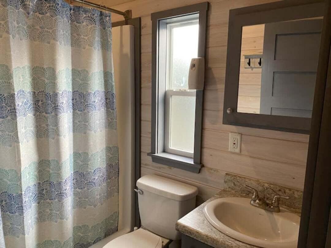 Surf City 2Br Park Home With Waterfront View And Parking Esterno foto