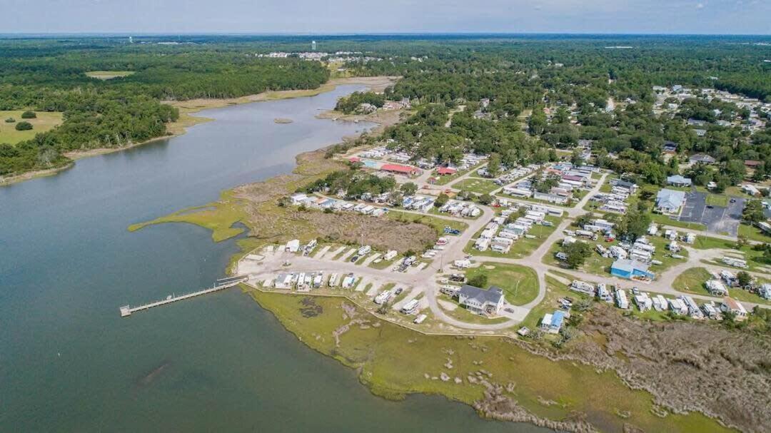 Surf City 2Br Park Home With Waterfront View And Parking Esterno foto